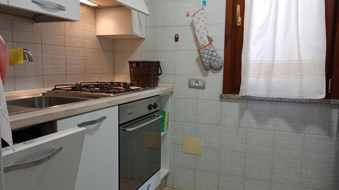 Flamingo House Apartment Cabras Bagian luar foto