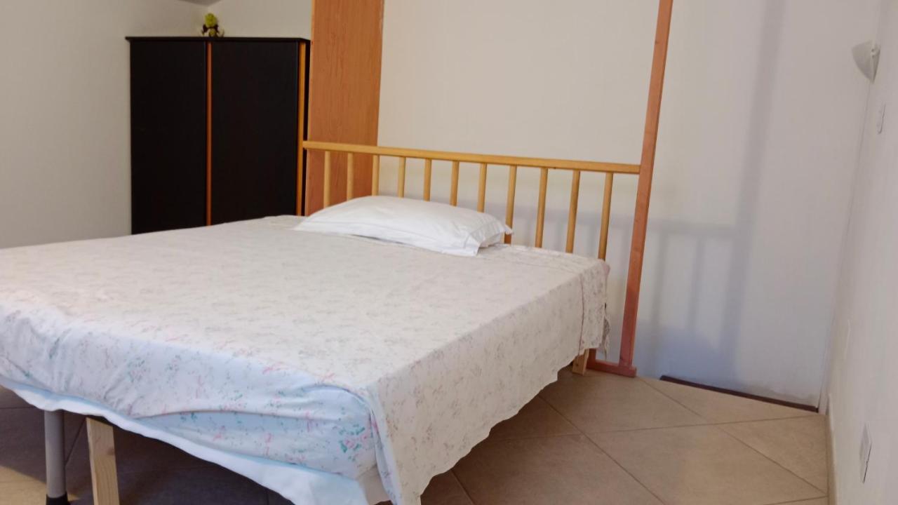 Flamingo House Apartment Cabras Bagian luar foto